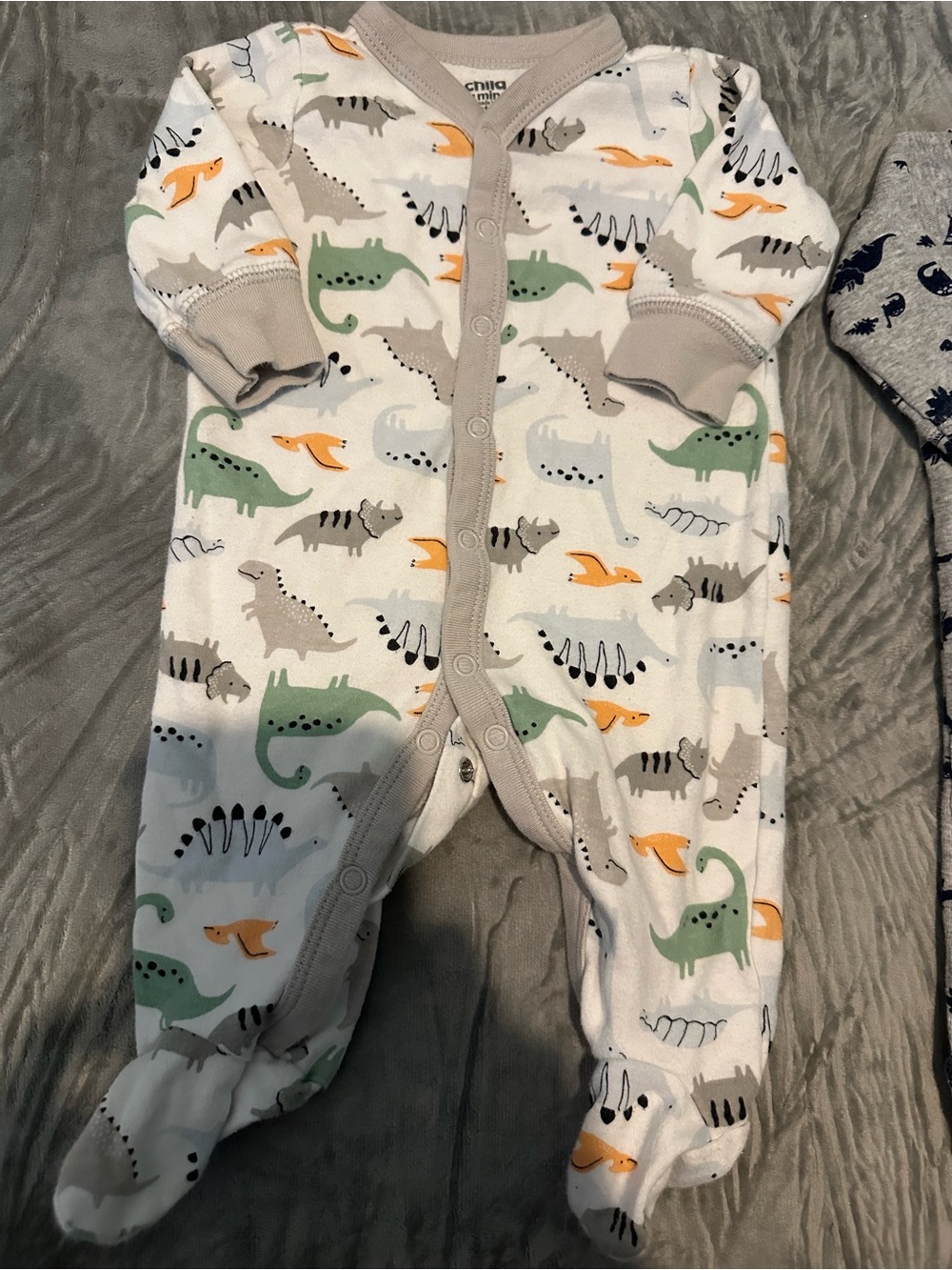 5/$25 carters Dino baby bundle - Picture 2 of 4